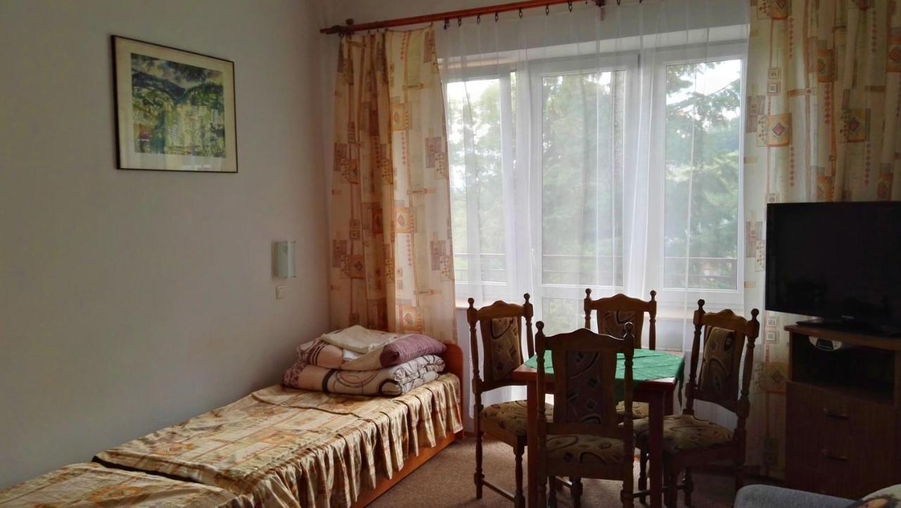 Domy Wczasowe Tryumfy Bed & Breakfast Krynica Exterior foto