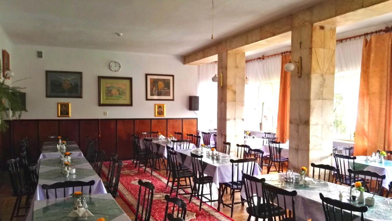 Domy Wczasowe Tryumfy Bed & Breakfast Krynica Exterior foto