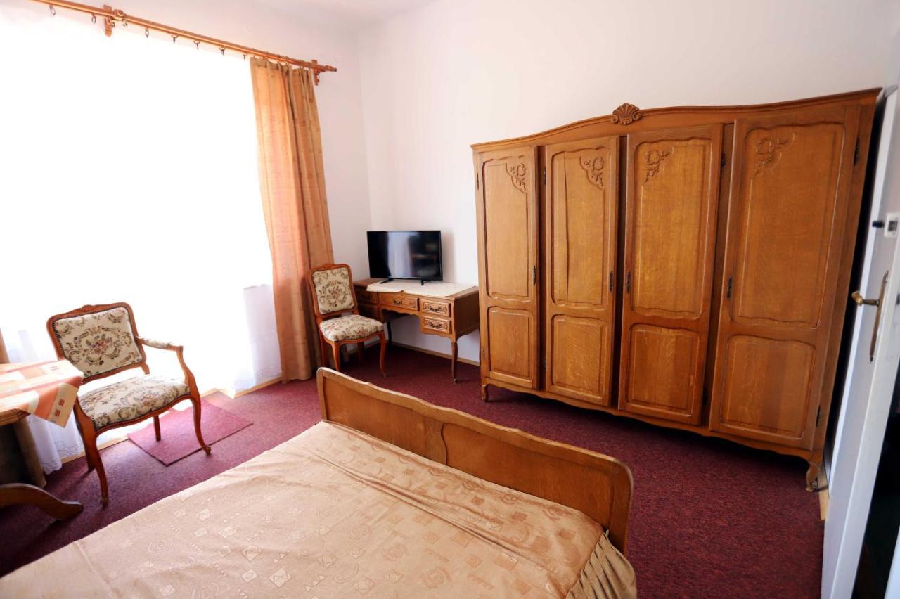 Domy Wczasowe Tryumfy Bed & Breakfast Krynica Exterior foto