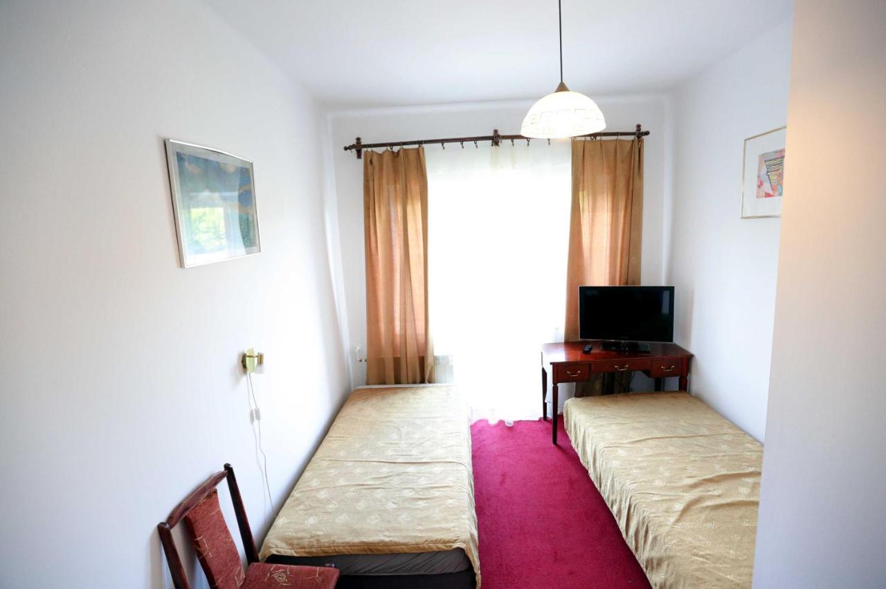 Domy Wczasowe Tryumfy Bed & Breakfast Krynica Exterior foto