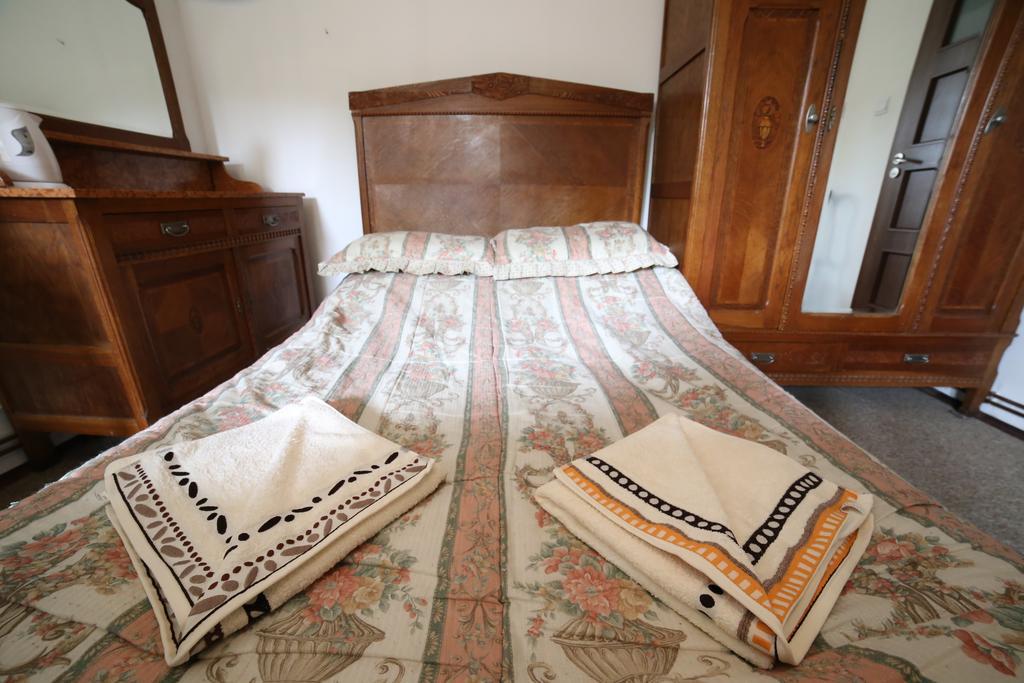 Domy Wczasowe Tryumfy Bed & Breakfast Krynica Cameră foto