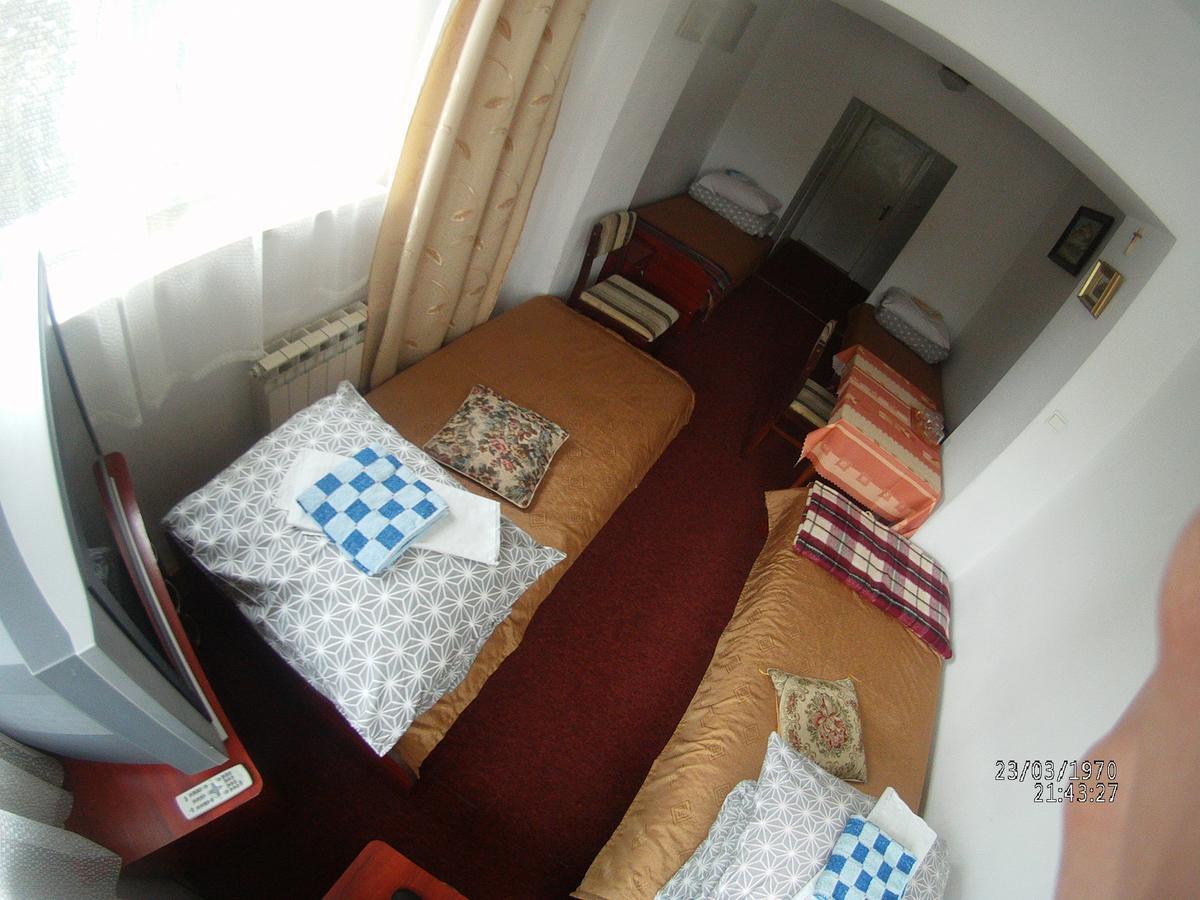 Domy Wczasowe Tryumfy Bed & Breakfast Krynica Exterior foto