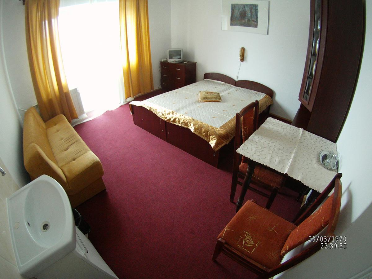 Domy Wczasowe Tryumfy Bed & Breakfast Krynica Exterior foto